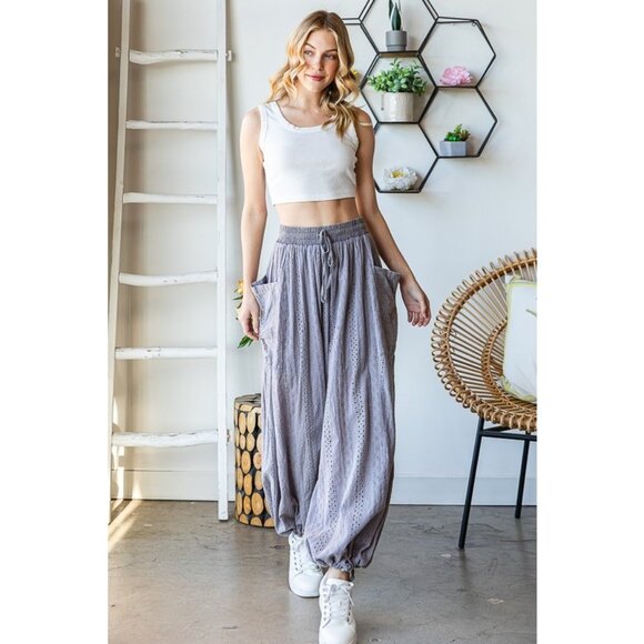 Oli & Hali Mineral Washed Wide Leg Lavendar Eyelet Knit Pants NEW Size Small - Picture 4 of 9